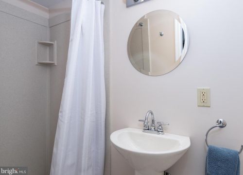 179 Hamilton Ave, Princeton NJ 08542-3807 exterior