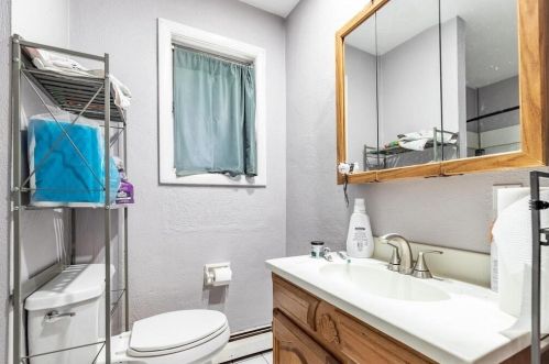 8 Arthur St, Salem MA 01970-2801 exterior