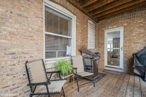 6503 Greenview Ave, Chicago IL  60626-5065 exterior