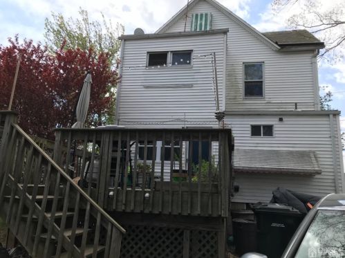 211 11th Ave, New Brunswick NJ 08904-3231 exterior