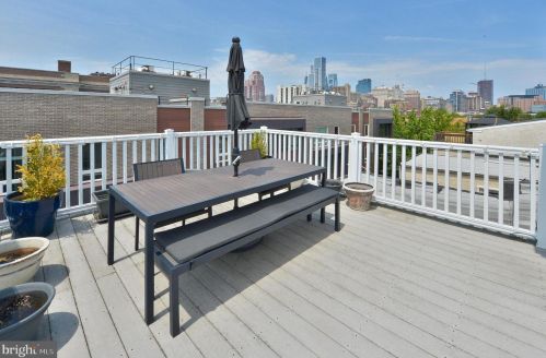 720 Marvine St, Philadelphia PA 19141-3417 exterior