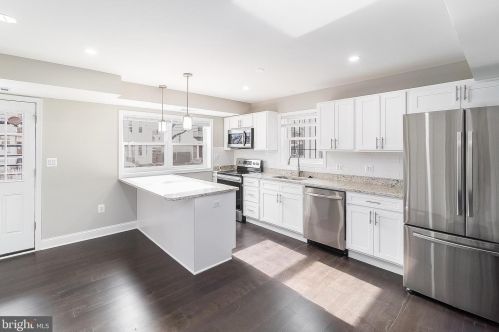 315 Raleigh St, Washington, DC 20032-1679