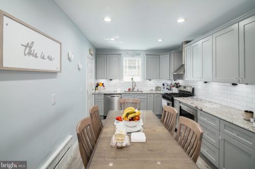 1904 Alder St, Philadelphia PA 19148-2365 exterior