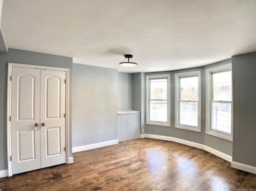 1837 Victor St, Bronx NY 10462-3509 exterior