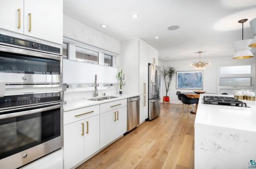 3818 Gladstone St, Duluth MN 55804-2321 exterior