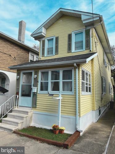 1008 Melrose Ave, Trenton, NJ 08629-2507