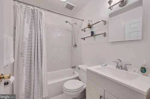 12805 Iona Ct, Silver Spring MD 20904-7124 exterior