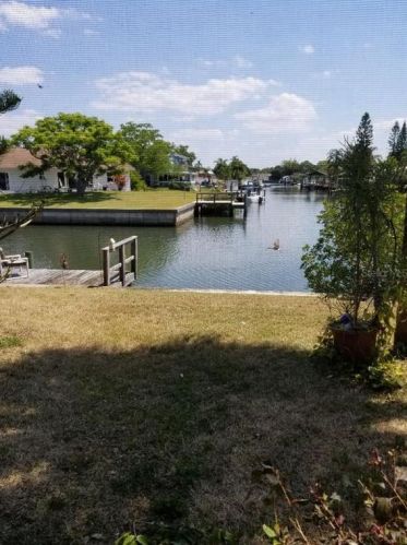 4623 Bay Crest Dr, Tampa, FL 33615-4901