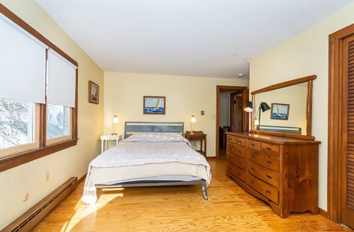 152 Atlantic Ave, Seabrook NH 03874-4828 exterior