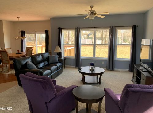 6715 5 St, Kalamazoo MI exterior