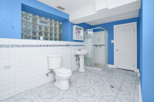 7912 Justine St, Chicago IL 60620-4333 exterior