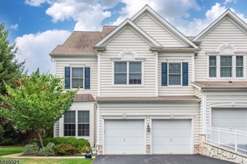 2 Independence Trl, Paterson NJ  07512-2800 exterior