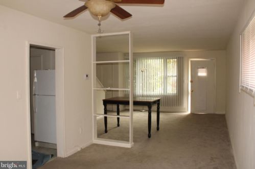 106 Taussig Pl, Washington DC  20011-7409 exterior