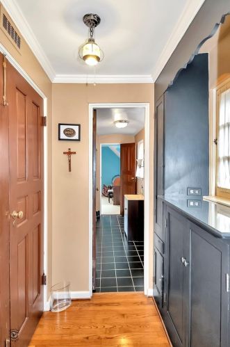 9341 Hoyne Ave, Chicago IL 60643-2028 exterior