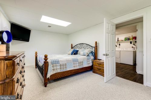 8001 Kidd St, Alexandria VA 22309-1131 exterior