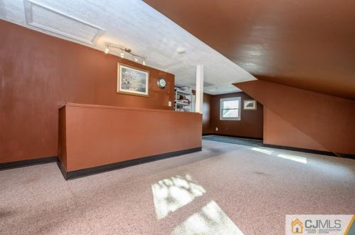 126 Park Ave, Iselin NJ 08830-2303 exterior