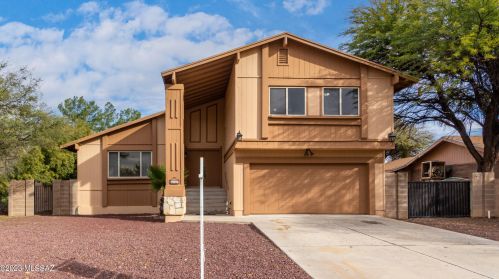 2780 La Cienega Dr, Tucson, AZ 85715-3504