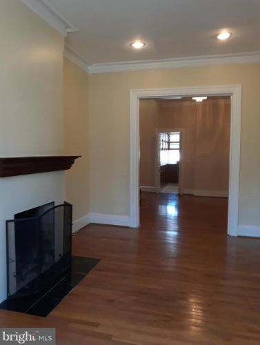 1124 6th St, Washington DC  20024-2606 exterior