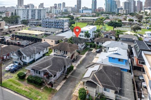 1819 Waiola St, Honolulu, HI 96826-2636