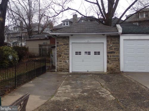 1021 64 St, Philadelphia PA 19151-3127 exterior