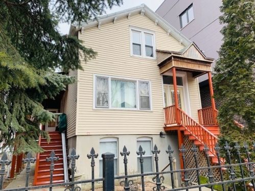 1752 Huron St, Chicago, IL 60622-5620