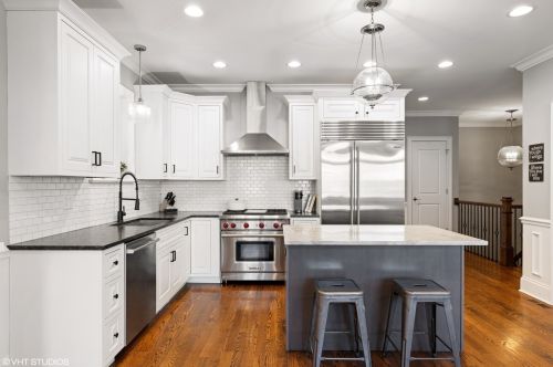 1833 Addison St, Chicago, IL 60613-3502