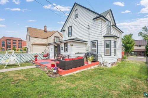 627 57th Ave, Duluth MN 55807-1333 exterior