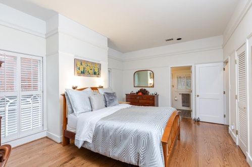 33 Camden Rd, Atlanta GA  30309-1507 exterior