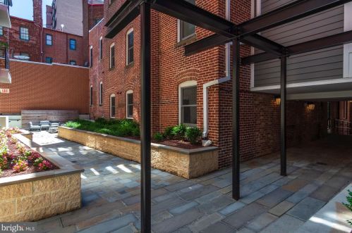 1745 N St, Washington DC  20036-3505 exterior