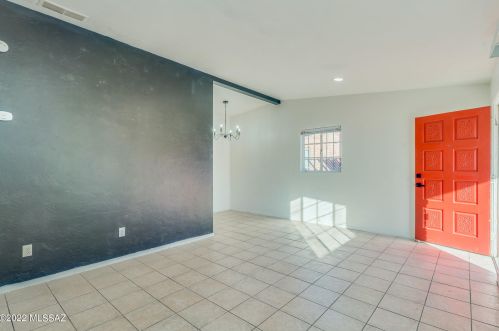 815 Lester St, Tucson AZ  85719-3937 exterior