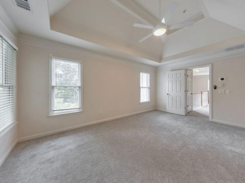 2156 Briarwood Blf, Atlanta GA 30319-4092 exterior