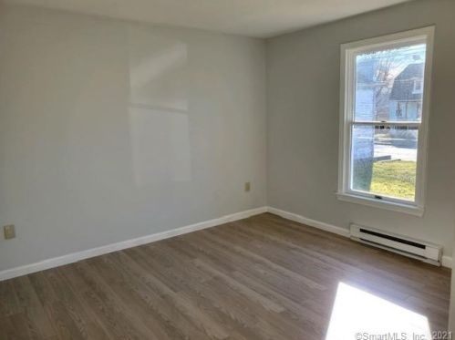 150 State Ave, Killingly CT 06241-2013 exterior