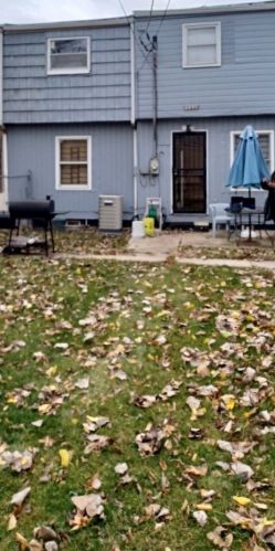 6902 Parnell Ave, Chicago, IL 60621-2429