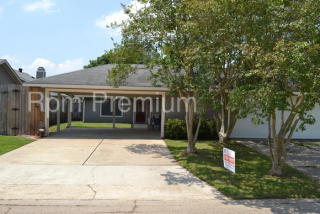 5208 Berryville Ct, Baton Rouge LA  70817-2250 exterior
