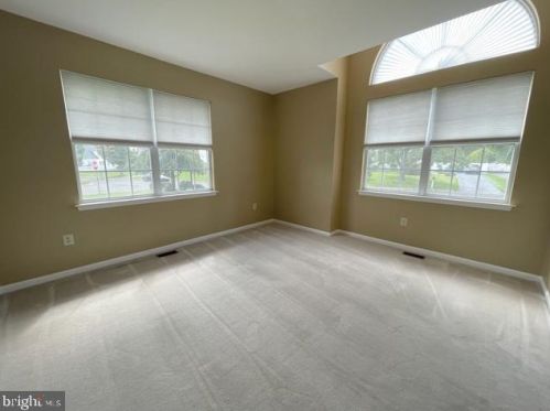 1706 Lafayette Dr, Jamison PA 18929-1643 exterior