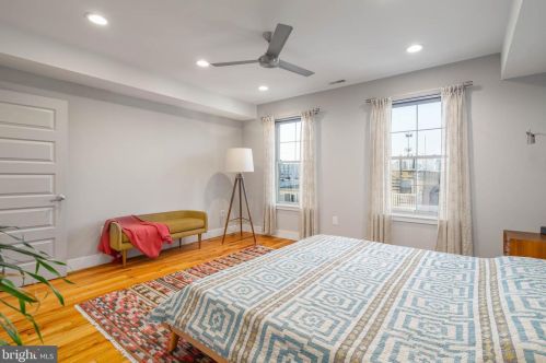 2040 Annin St, Philadelphia PA 19146-3006 exterior