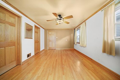 6129 Mcvicker Ave, Chicago IL 60638-4325 exterior