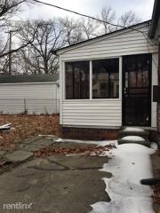 3321 8 Mile Rd, Detroit MI  48221-1324 exterior