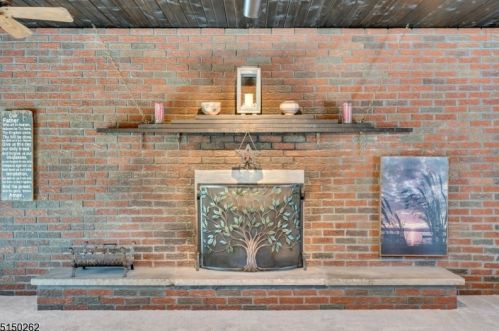 130 Old York Rd, Bridgewater NJ 08807-2686 exterior