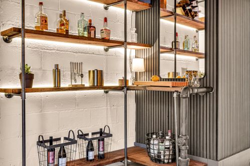 1411 Potter Ave, Milwaukee WI 53207-2115 exterior