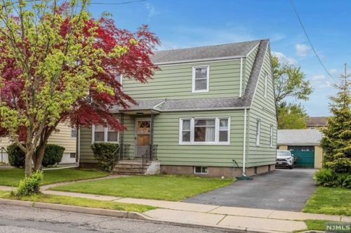 406 Boulevard, Outwater NJ  07026-2403 exterior