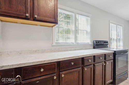 1841 Brandywine St, Atlanta GA  30310-4927 exterior