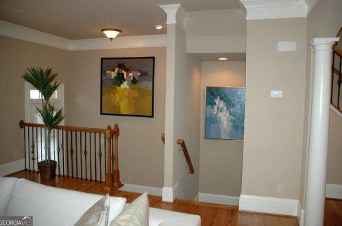 2776 Durham Dr, Atlanta GA  30319-3673 exterior