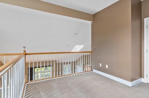 700 Highpointe Cir, Pittsburgh PA 15220-1854 exterior