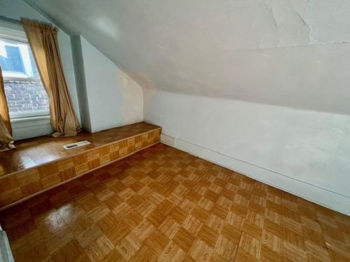 515 Aspen St, Pittsburgh PA 15122-1234 exterior