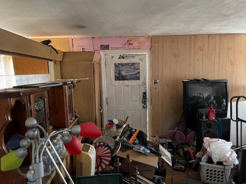 3941 Madeline Dr, Saint Louis MO 63114-4135 exterior