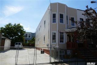 516 Euclid Ave, Brooklyn NY  11208-3925 exterior