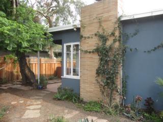 5060 12th St, Los Angeles CA  90019-1638 exterior