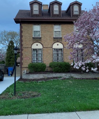 9433 Hamilton Ave, Chicago, IL 60643-6314