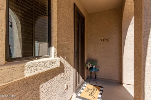 2376 Dusty Wren Dr, Phoenix AZ  85085-7032 exterior